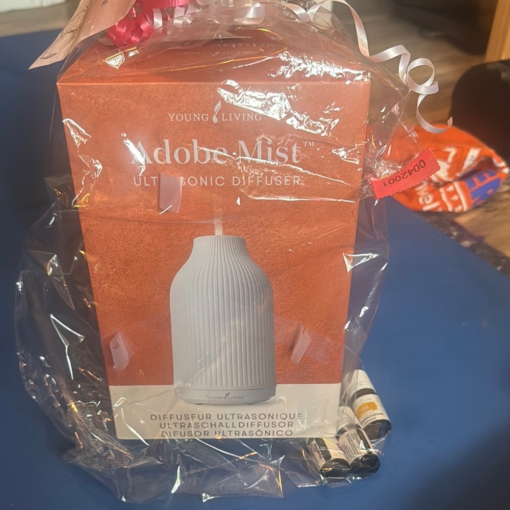 Young Living White Candle Holder Accents brand new never open